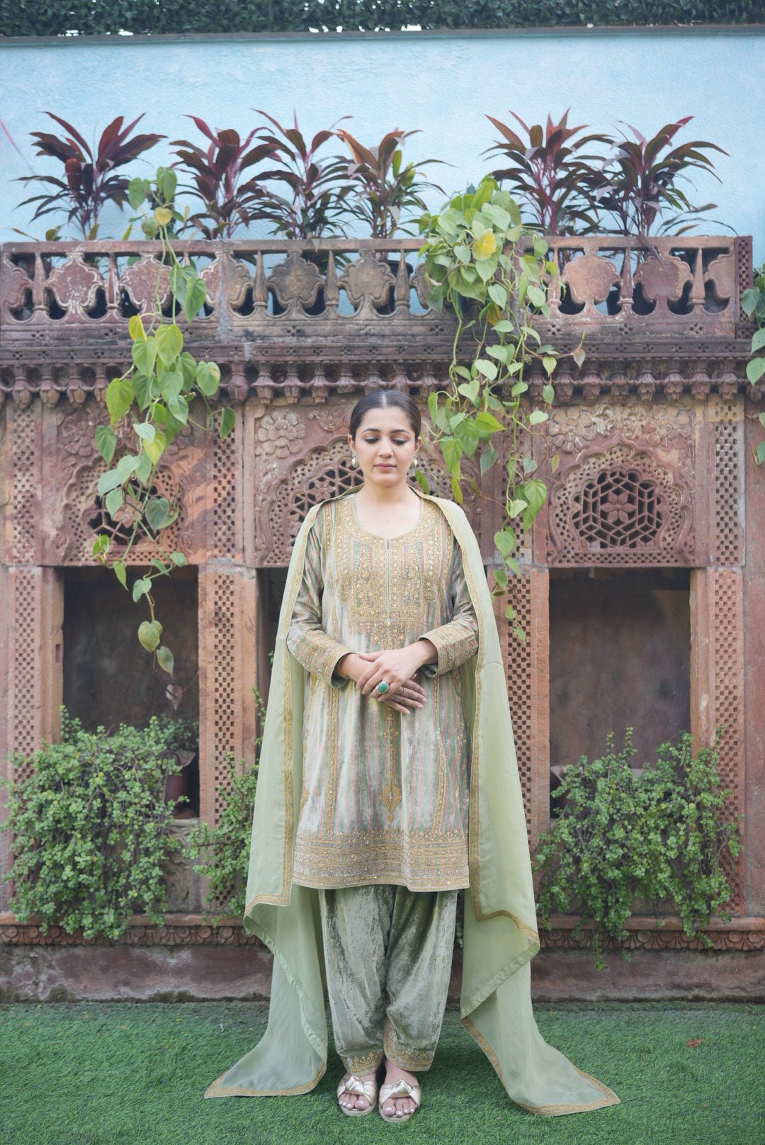 Olive Green Striped Velvet Kurta Set - Anuradha Grewal
